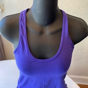 Lululemon tank/CRB
